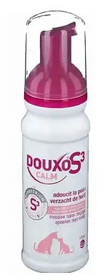 Douxo Calm S3 успокаивающий мусс для собак и кошек с зудящей и чувствительной кожей