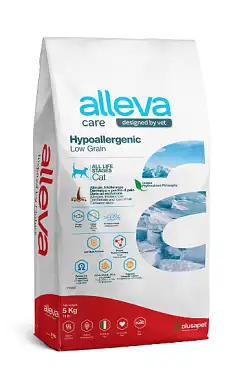 Alleva Care Cat Hypoallergenic Low Grain низкозерновой сухой корм для взрослых кошек при аллергии